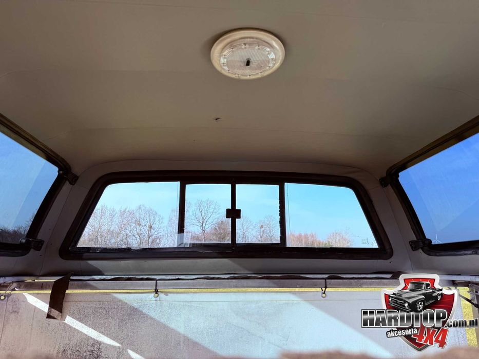 Zabudowa Paki Ford Ranger Hardtop Truckman Pick-Up na pakę