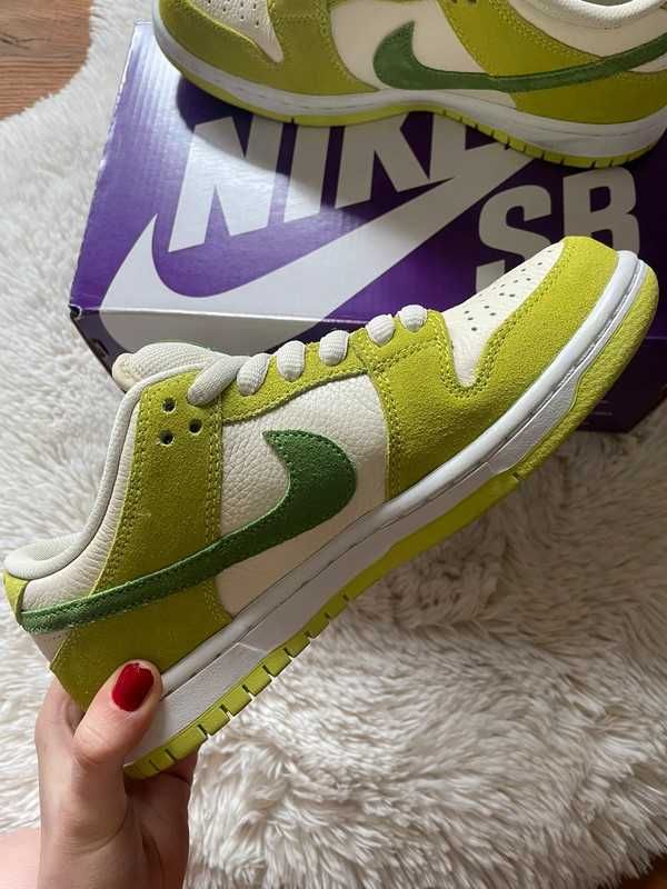 Nike dunk low green apple 38