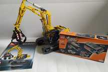 LEGO technic koparka 42006 + silnik 8293