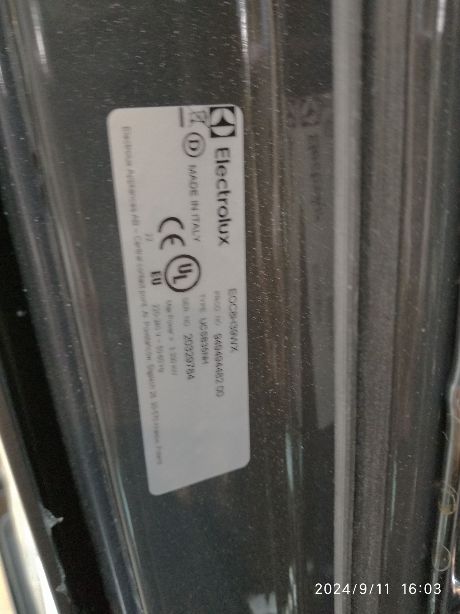 OUTLET Janki ul Wspólna 6 Piekarnik ELECTROLUX EOC8H39WX