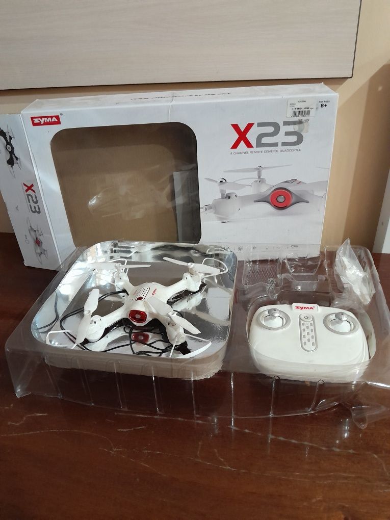 Квадрокоптер SYMA X23