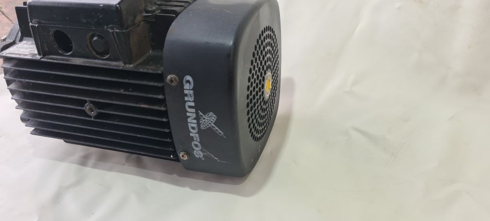 Śilnik pompy  GRUNDFOS 2,2 kW