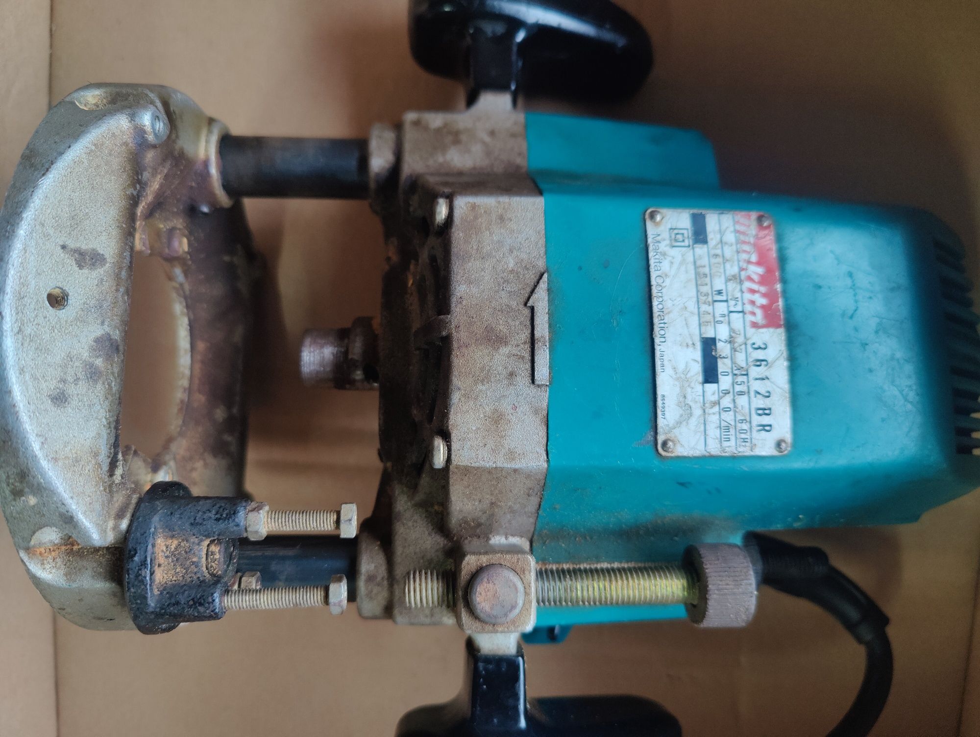 Frezarka do drewna  MAKITA 3612