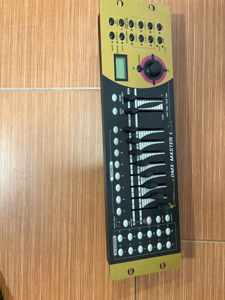 LED BAR PIXEL 12 Showtec 8 szt+case