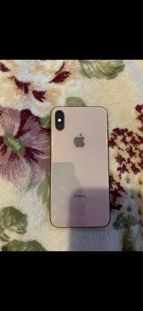 продам iPhone xs