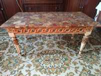 Mesa de apoio em pedra