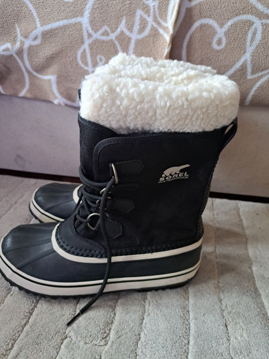 Sorel winter carnival 40,5