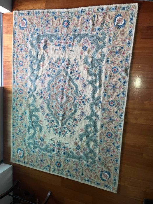 Tapete Vintage Aubusson em Lã – 149 × 202 cm