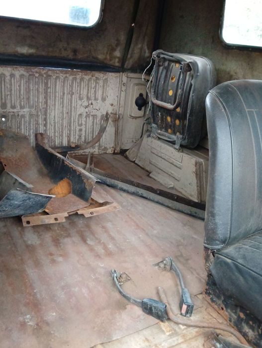 Продам два  ЛуАЗа