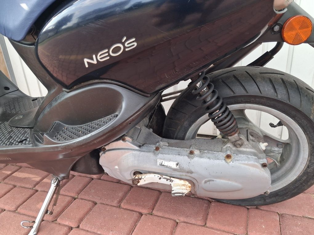 Skuter  Yamaha neos 50