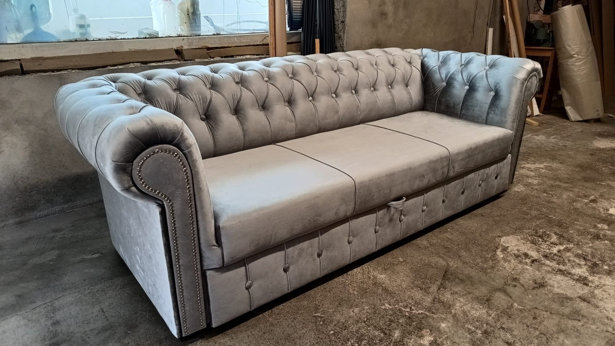 Sofa Chesterfield III II I