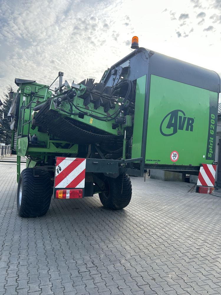 Kombajn do ziemniaka AVR SPIRIT 6200
