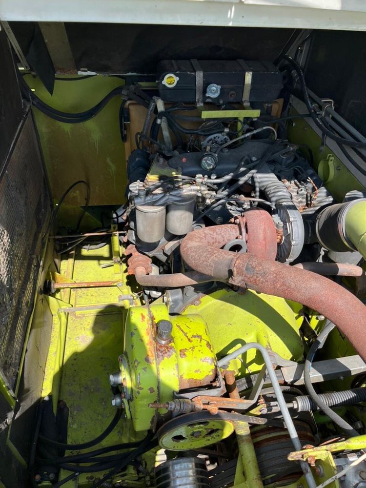 Комбайн CLAAS MEGA 218