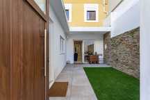 Apartamento rés do chão no centro histórico do Seixal