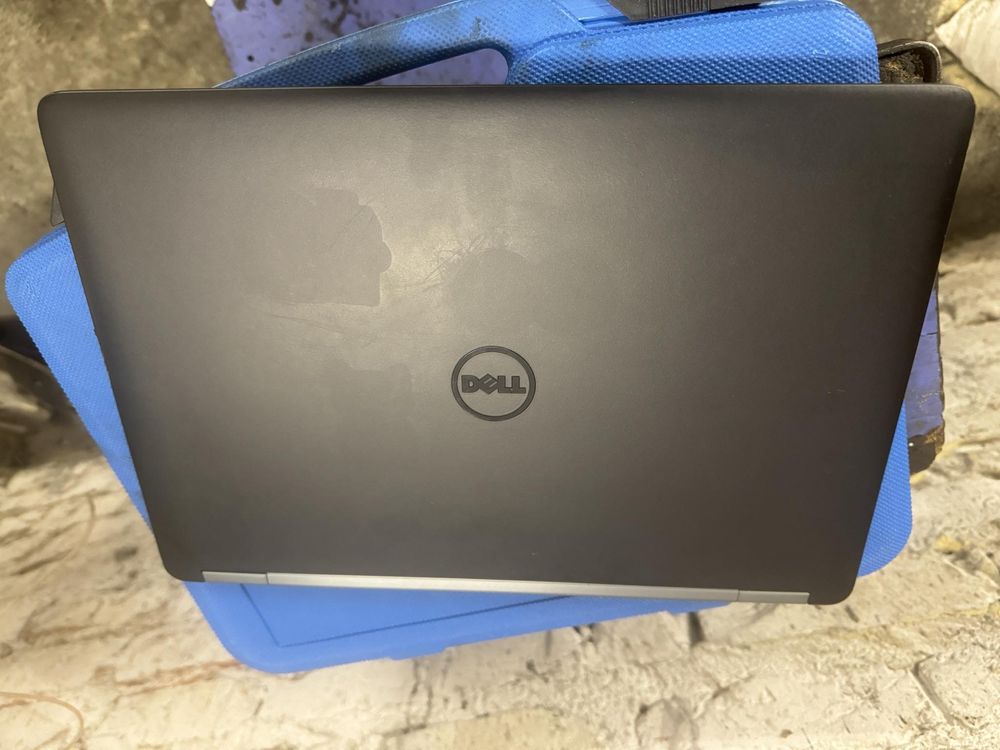 Dwa laptopy Dell e7470 i e7450