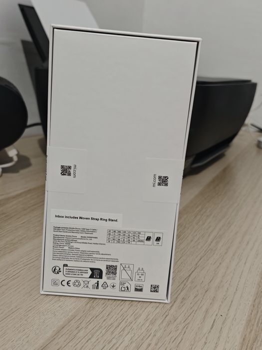 Xiaomi 15T Pro com 12GB de RAM e 1TB novo selado