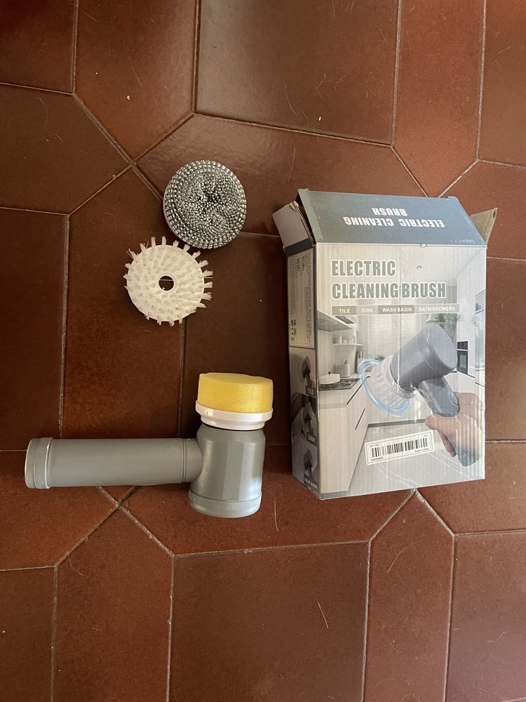 Escova de limpeza eletrica