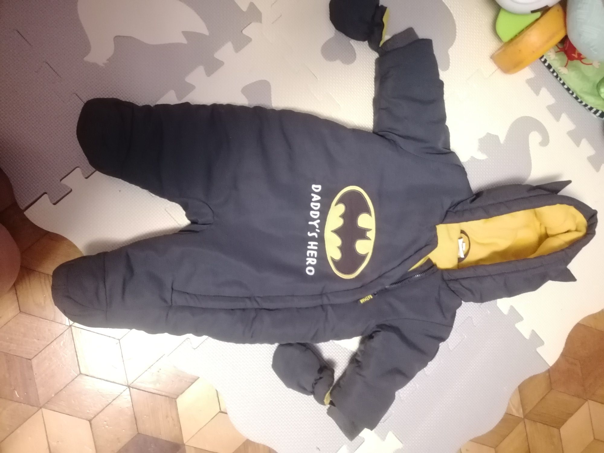 Kombinezon niemowlęcy Batman