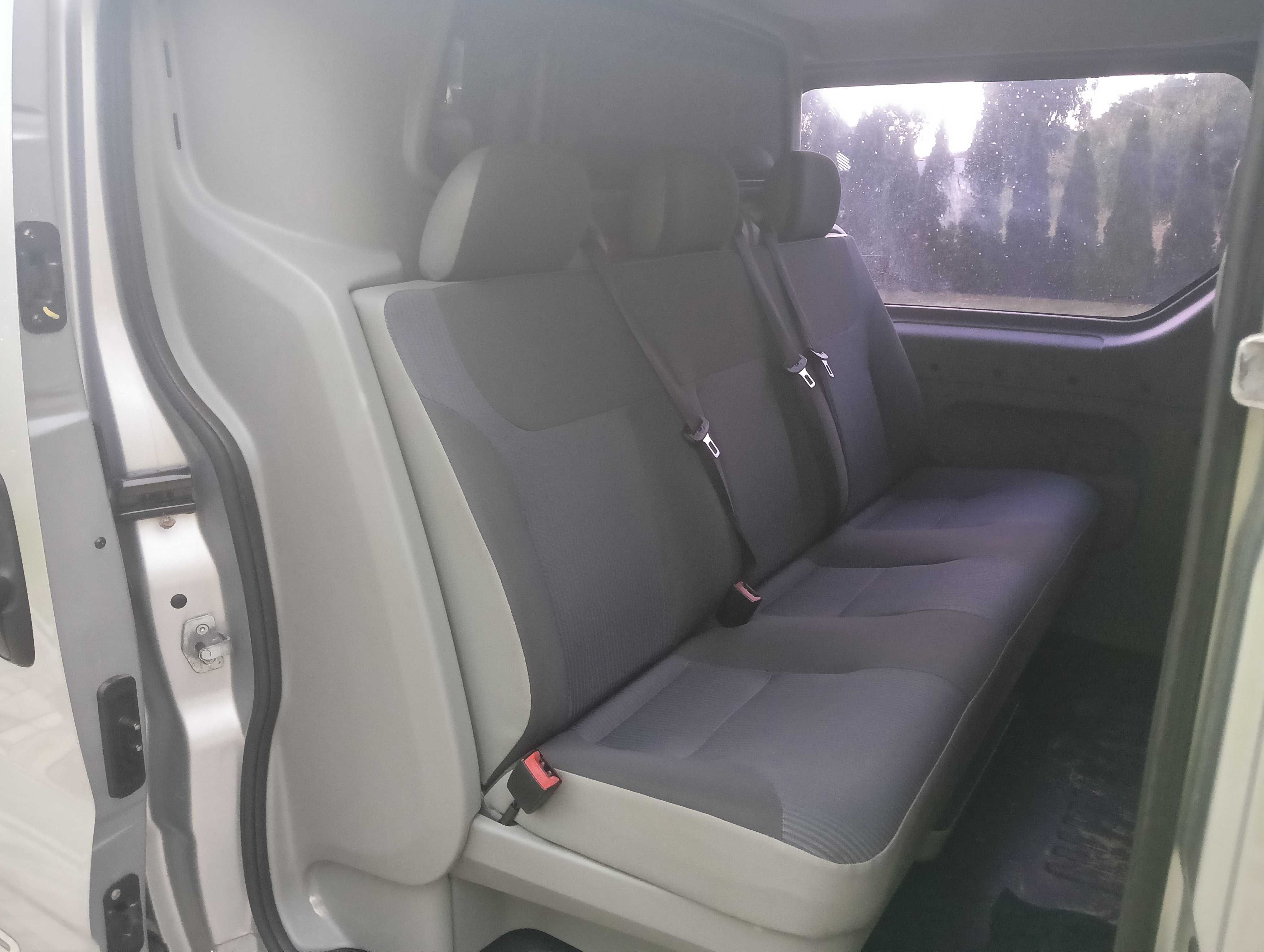 opel vivaro 2.0 CDTi brygadówka bdb stan lift 2008 6 osób