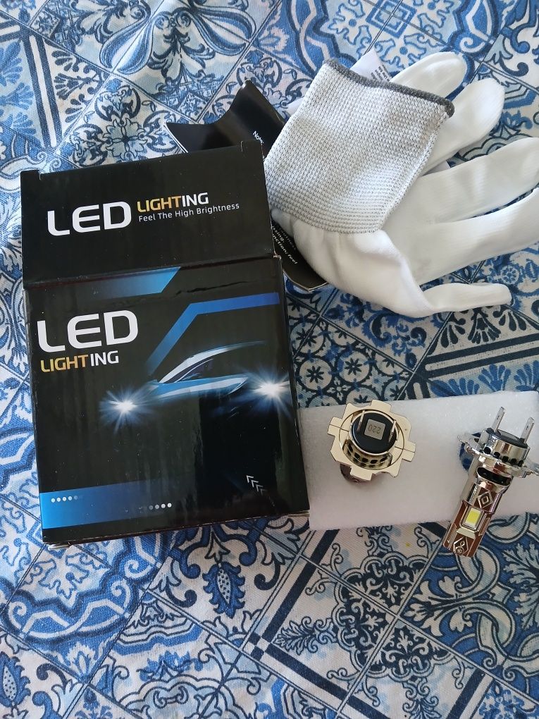 Lâmpadas led H7 e lâmpadas piscas