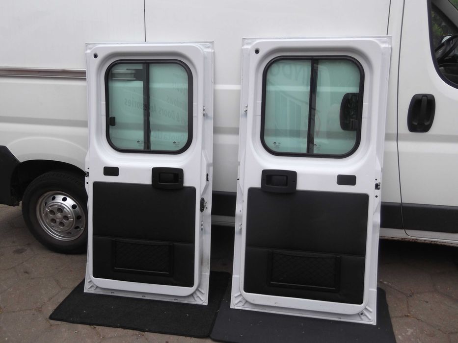 Drzwi tylne Ducato Jumper Boxer Movano Doka