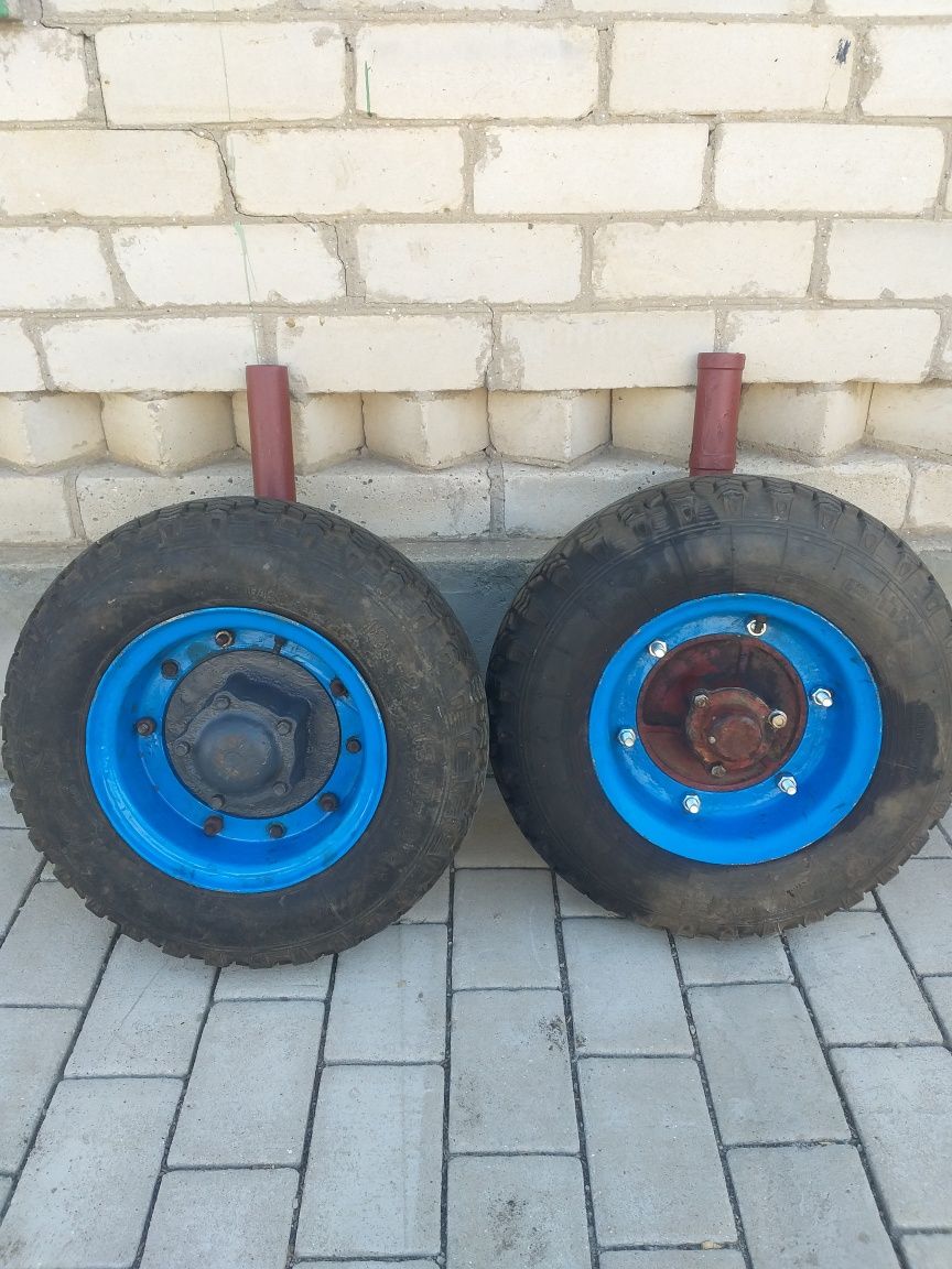 Опорні колеса 5.00.10, ціна за два, продаються парою
