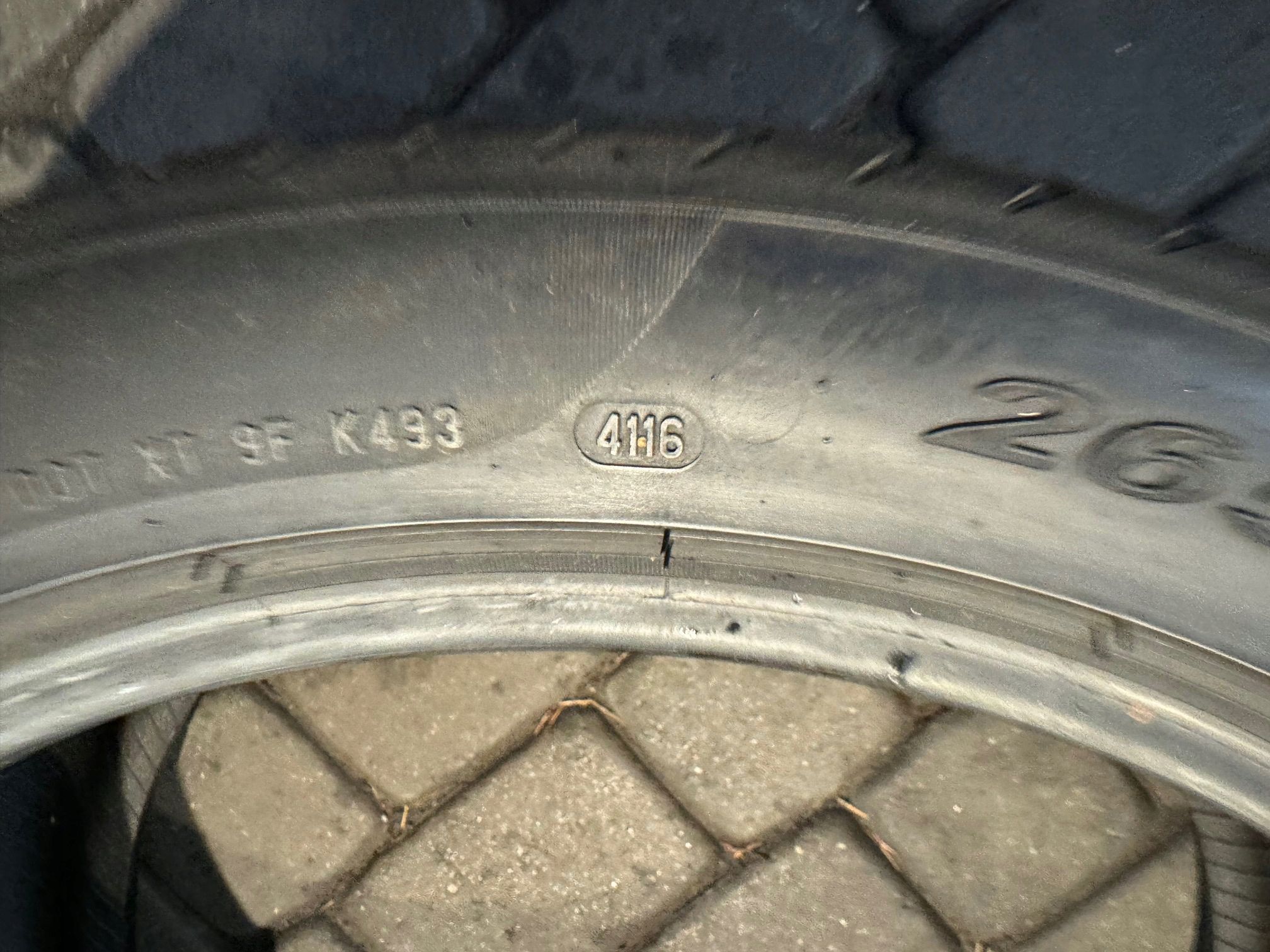 Opony Pirelli P ZERO - 265/40/20