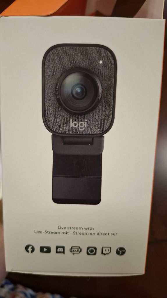 Kamerka do streamingu Logitech StreamCam Full HD jak nowa