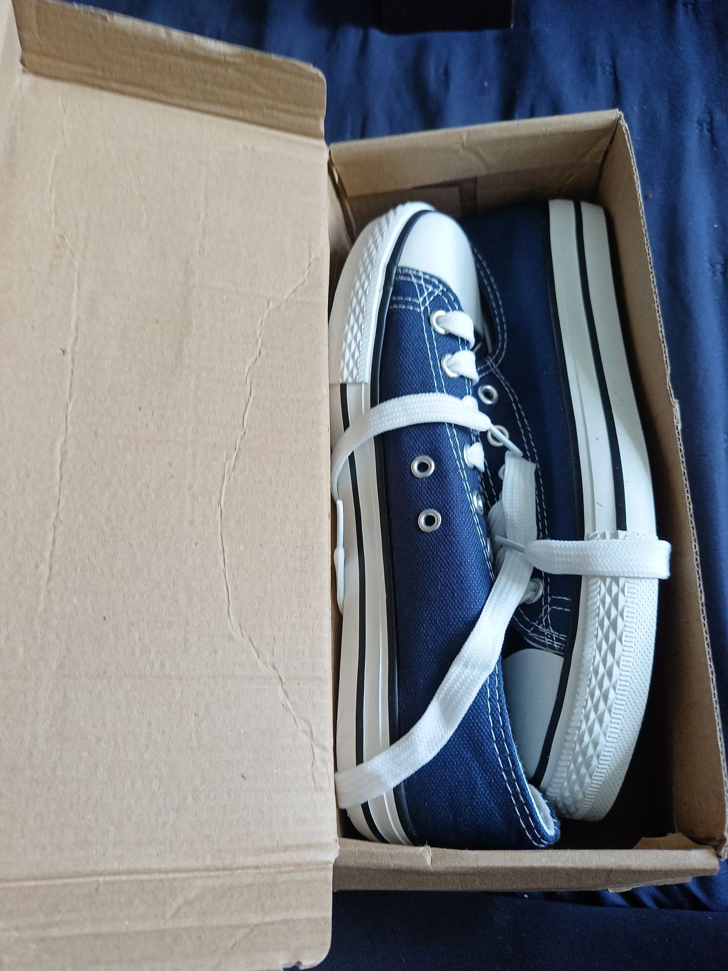 Buty trampki rozm39