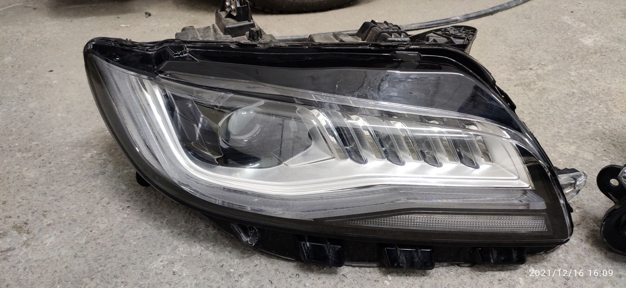 Фары Lincoln mkz 17-21  Full Led комплектные б.у оригинал