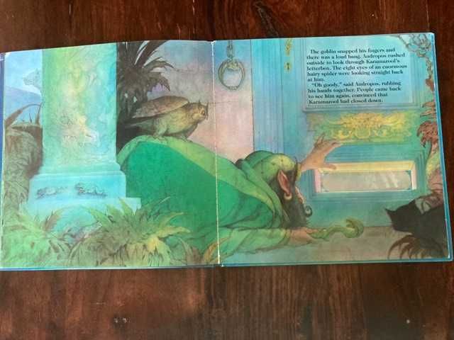The Two Wizards with 9 magical holograms Książka po angielsku