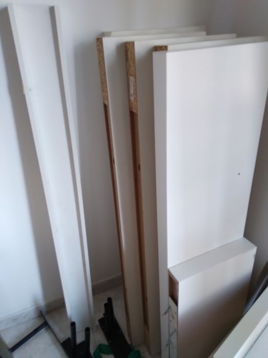 Estantes lack Ikea com 1,19 cm
