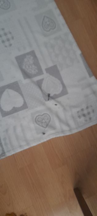 Покривала на ліжко, диван