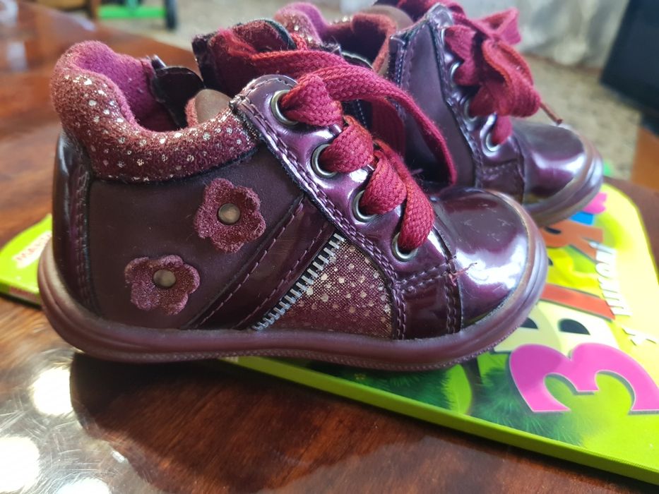 Черевички для дівчинки