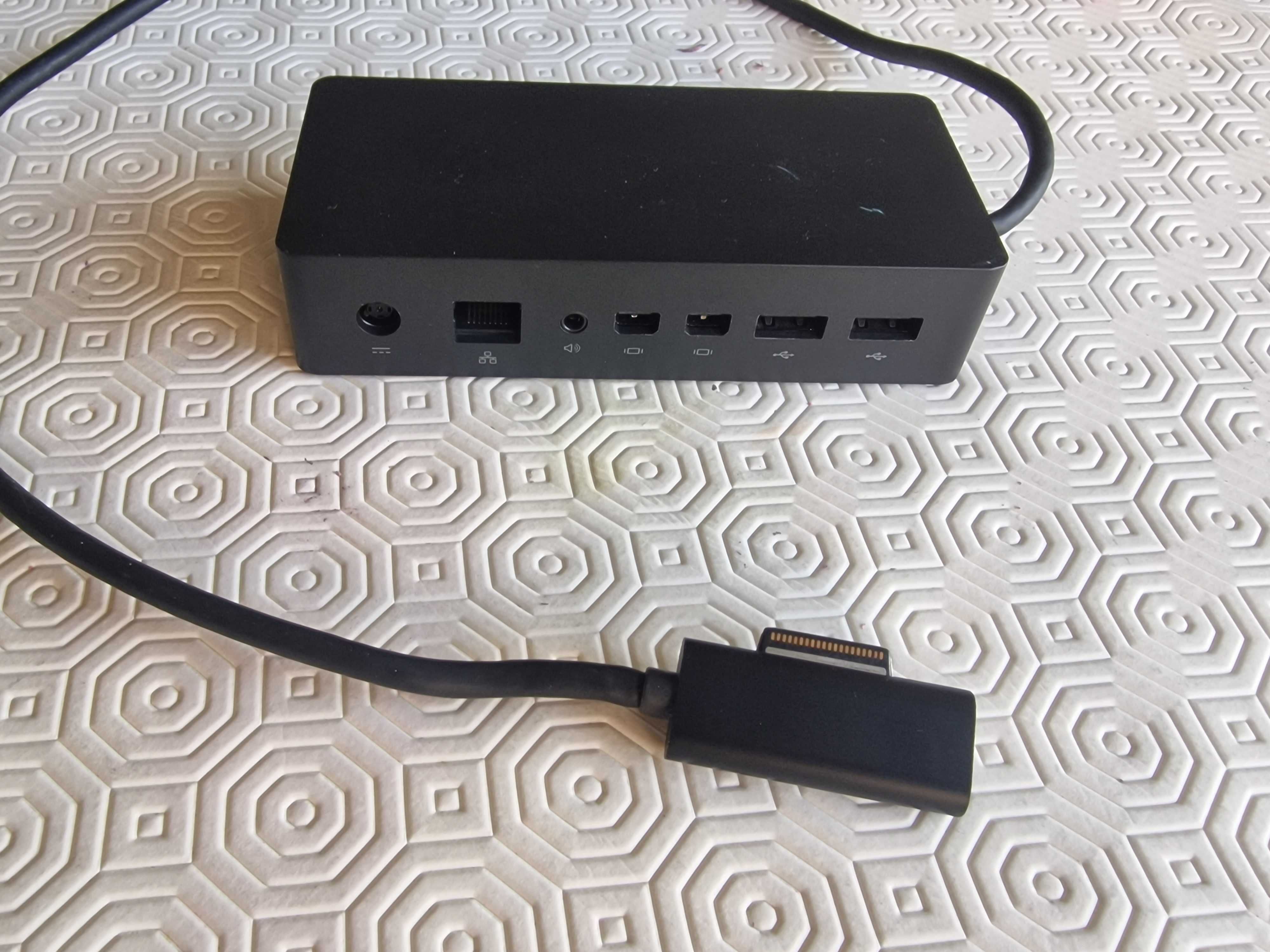 Microsoft Surface Docking Station - Model 1661