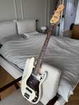 Fender Precision Bass Deluxe Active + case