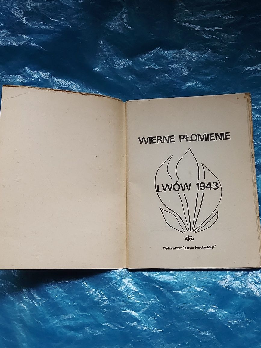 Książka Wierne Płomienie 1981rok