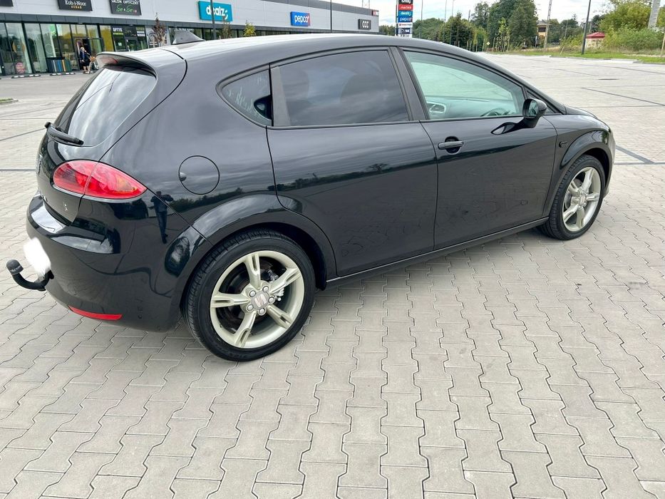 Seat Leon 1.6 b. super stan bez korozji .
