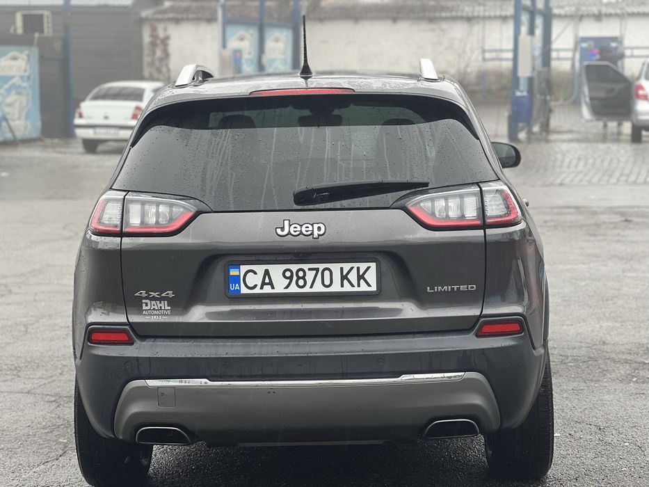 Jeep Cherokee 2019 Limited 2.0 АТ (272 к.с.) 4WD