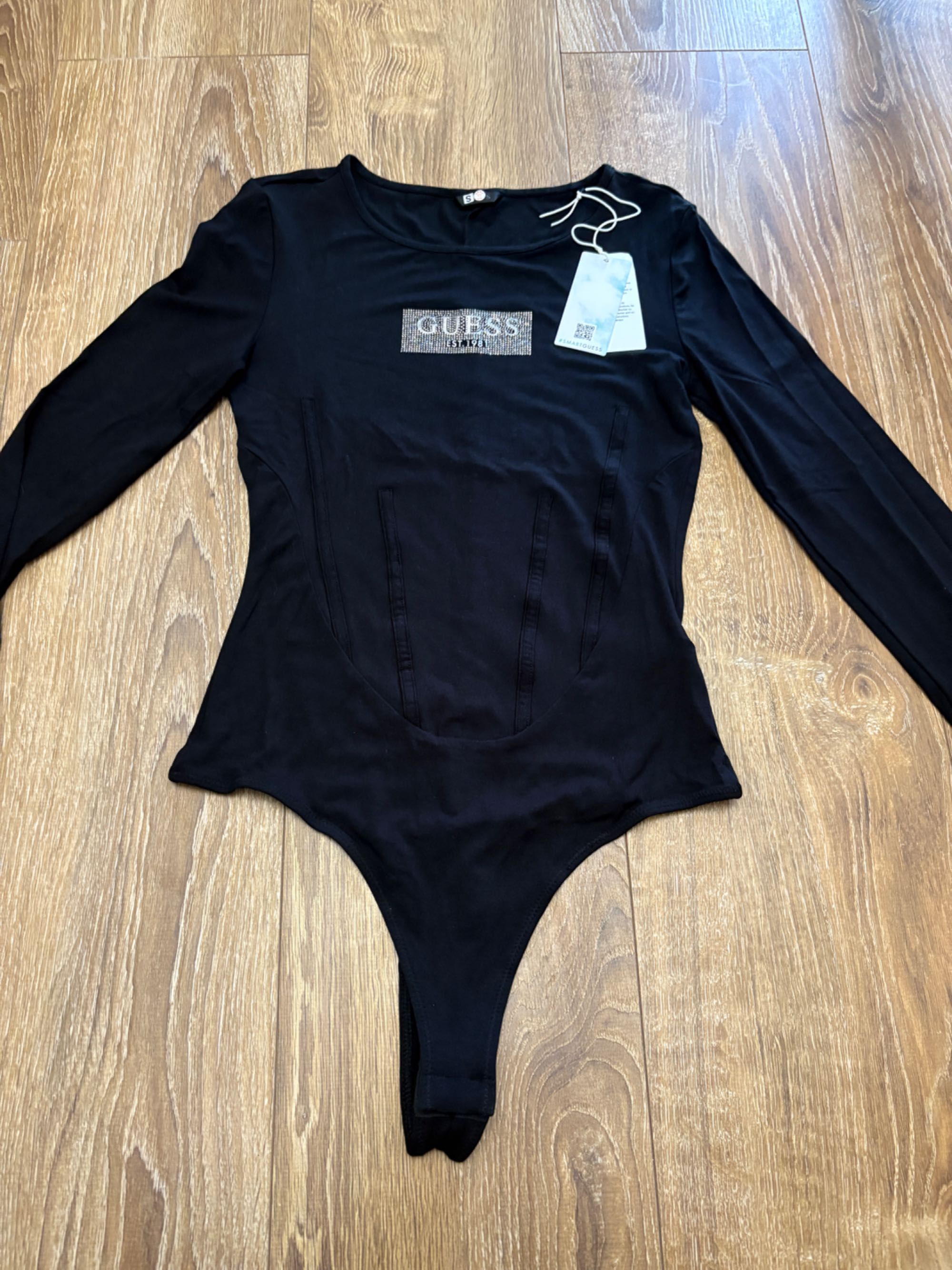 Body Guess, r. S