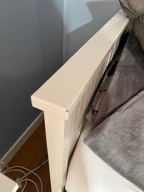 Sprzedam łóżko leżanka Hemnes Ikea Białe plus 2 materace