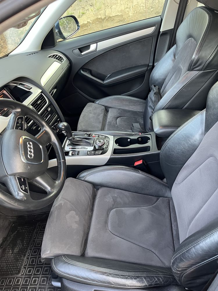 Продам audi a4 b8 !