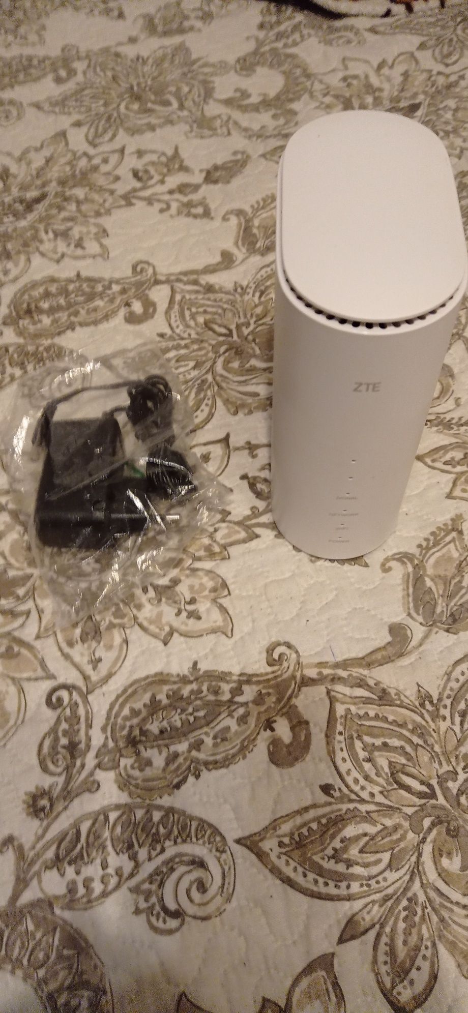 Ruter internetowyRouter ZTE MC801A 5G BIAŁY idealny