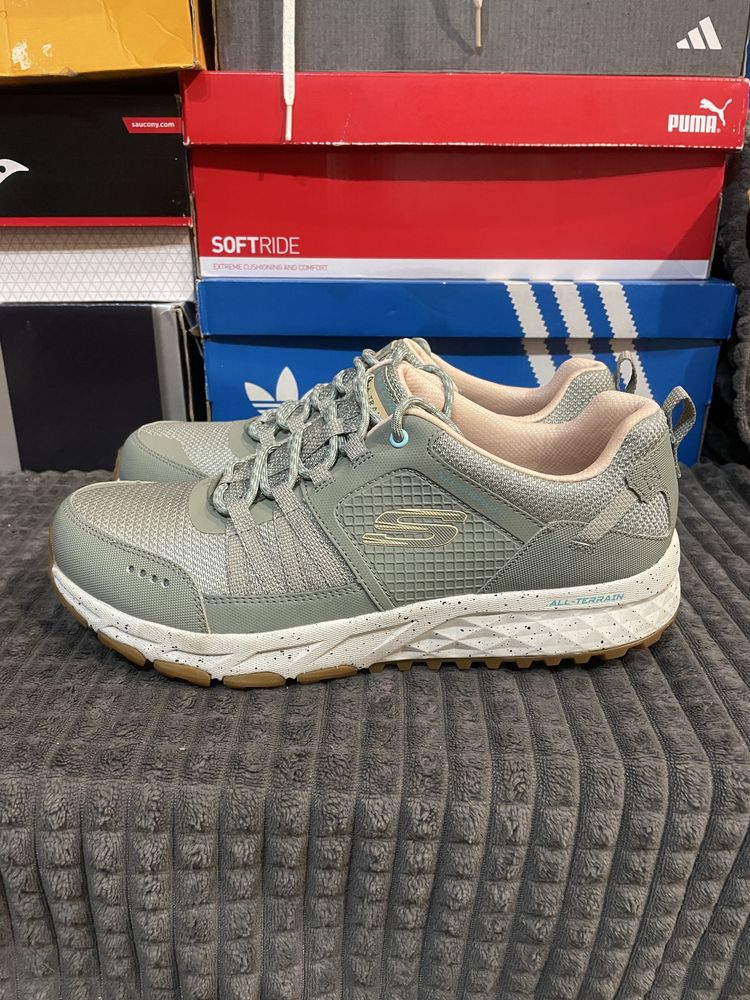 Оригінальні кросівки  Skechers Escape  41(27см) нові