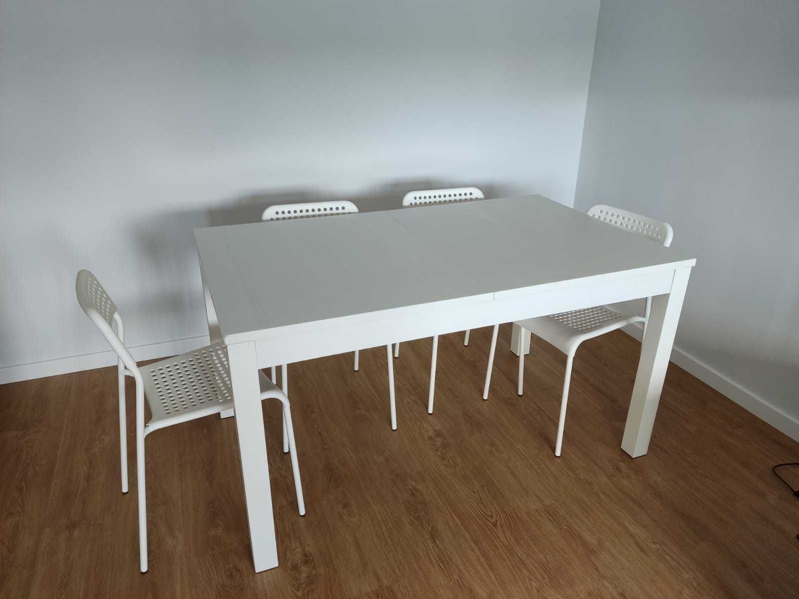 Mesa IKEA Bjursta Branca