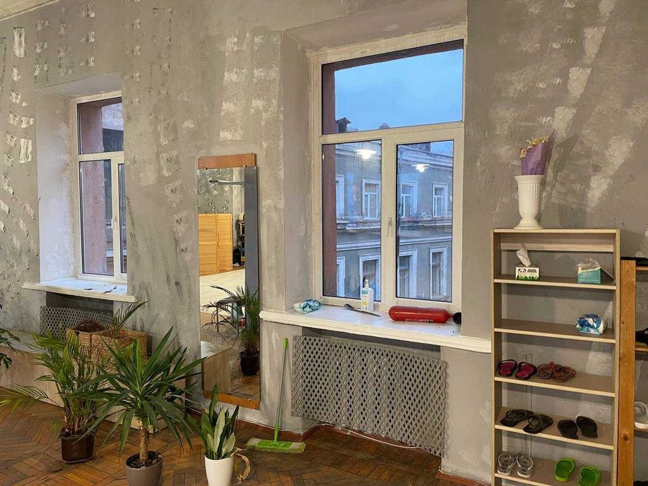 майдан Конституції - Оренда офісів в центрі Харкова