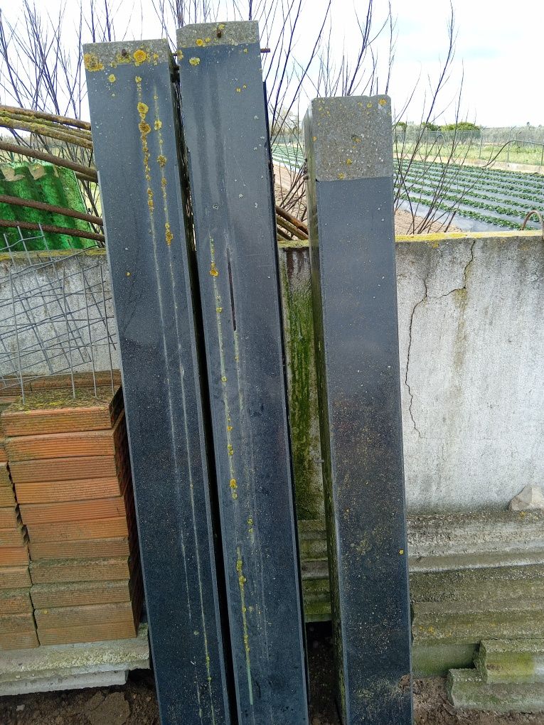 Pilares em granito
