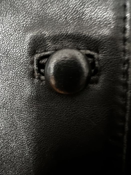 Damski plaszcz skórzany