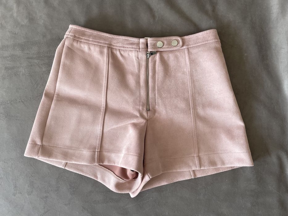 Beżowe szorty spodenki a la zamsz Bershka M 38