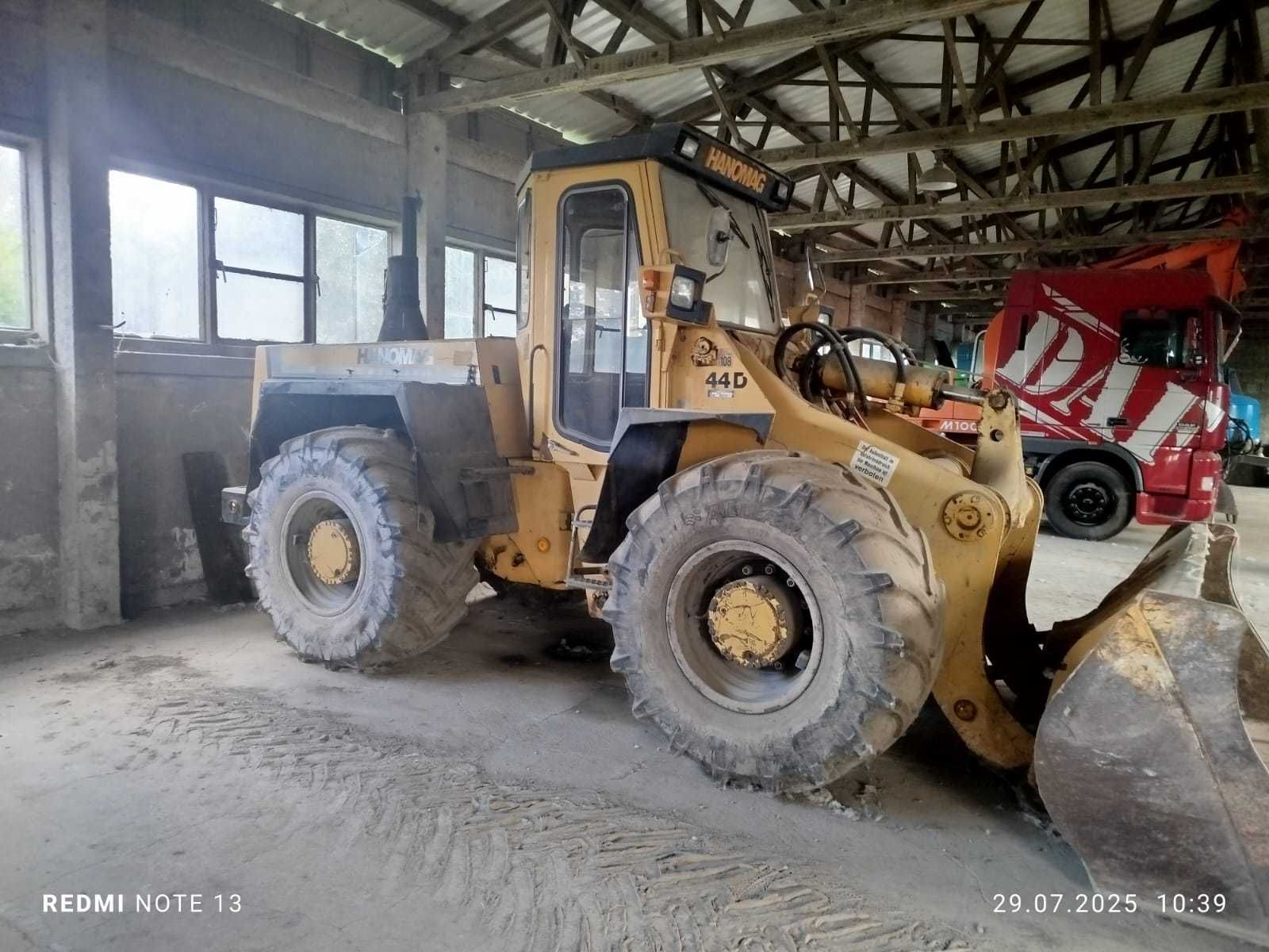 ladowarka  czolowa hanomag 44d